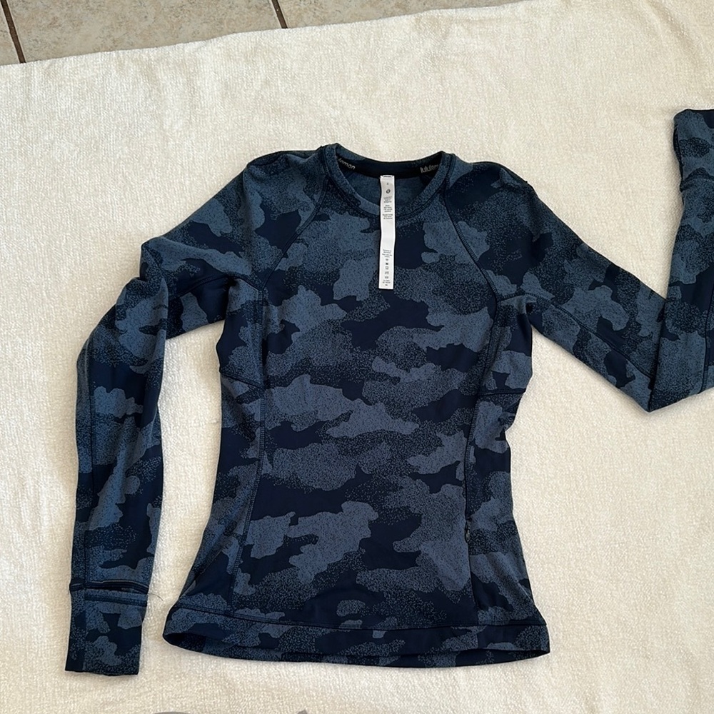 Lululemon Athletica Blue Fitted Long Sleeve Polo